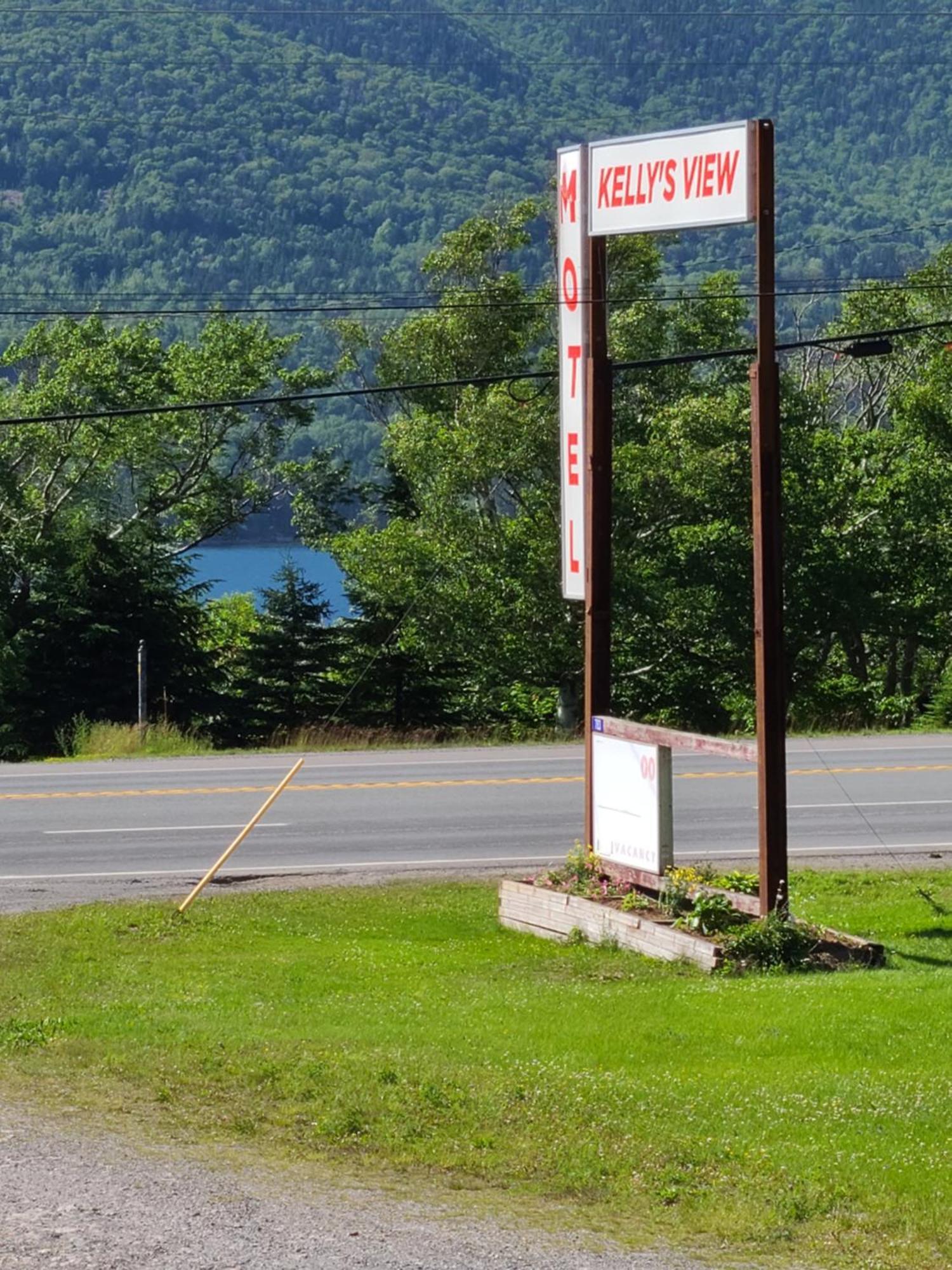 Kelly'S View Motel Boularderie East Exterior foto