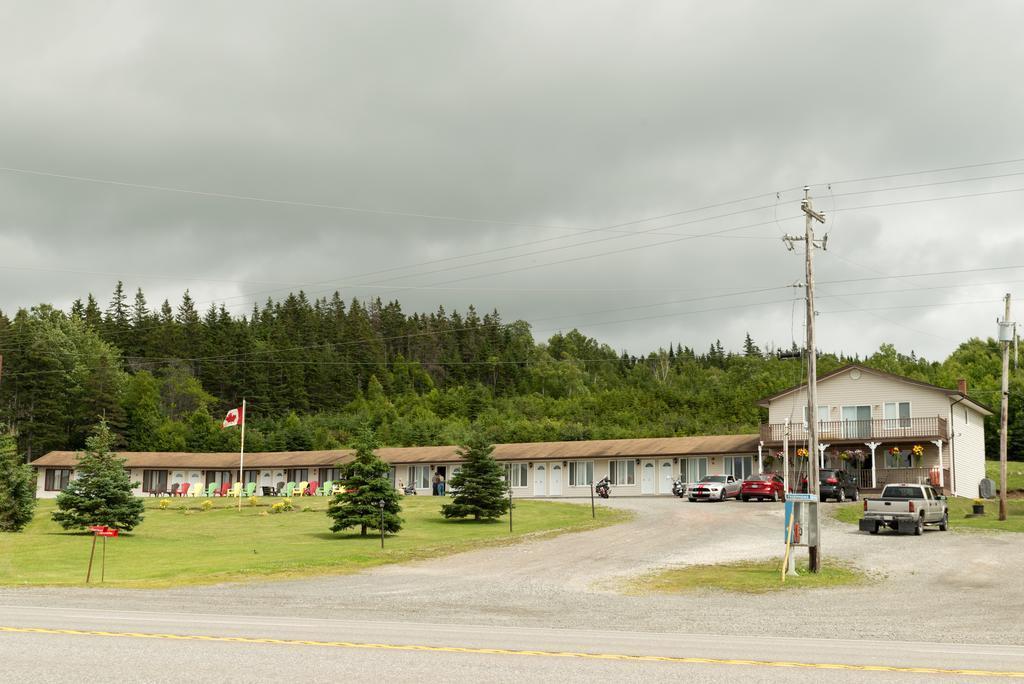 Kelly'S View Motel Boularderie East Exterior foto